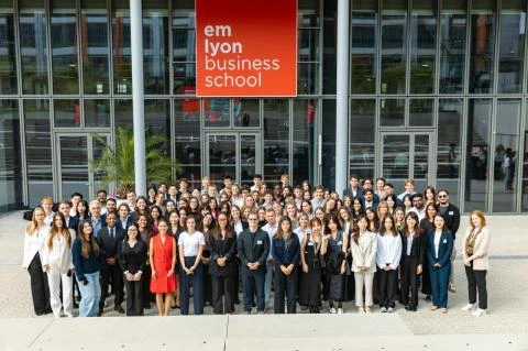 With the EMlyon cohort